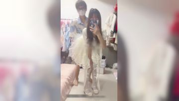 ⚡淫欲反差美少女⚡白丝lo鞋 香甜白嫩萝莉美少女 翻起裙子直接草 如玉般的身体！酥到骨头里，乖乖女私下超级反差