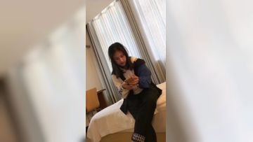 小情侣爱爱 好多水 你是不是有多动症啊 妹子还害羞 被男友无套输出 内射满满一鲍鱼