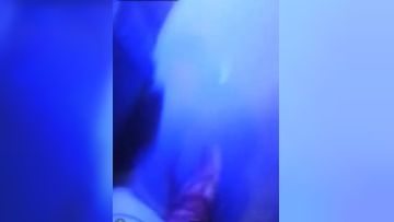 说话温柔的貌美白虎馒头逼少妇打扮成坐台小姐酒吧勾搭帅哥去钟点房啪啪