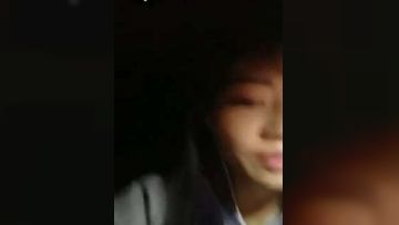 美女大晚上户外直播做爱