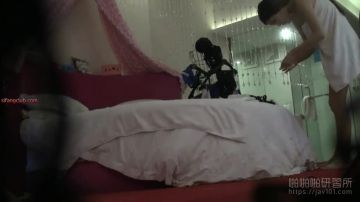 色弟弟强操刚醉酒到家的极品s级身材骚姐姐沙发多姿势一顿