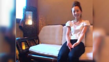 处女剪毛留念,真他妈嫩看了流口水两部合集