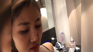 4位数约炮高颜值极品越南籍外围女模会讲中文性格开朗活泼身材一级棒按着大奶猛干嗲叫声很诱人1080P原版第02集