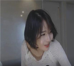 美女透视装性感来袭01 mp4