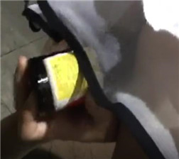 往下面塞一个东西 mp4