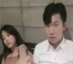 娇小闷骚的女友4 flv