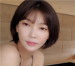 泳池姐妹花诱惑表演1 mp4