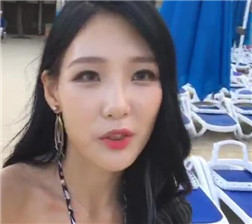 漂亮美女的诱惑2 mp4