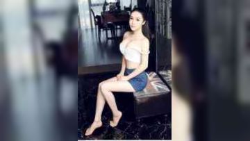 隔壁练瑜伽的人妻