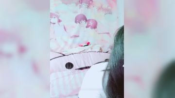 小可爱平台(原卡哇伊)年轻眼镜妹白虎萝莉沫1107直播大秀激情自慰无毛白虎十分诱人第03集