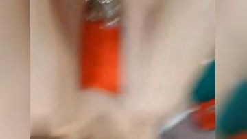 校花级魔鬼身材白虎美女和富二代男友角色扮演体验操操,干完白虎逼趁女友不注意