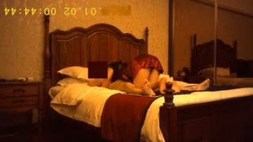 [国产精选!] CAOB哥 约炮软体约到的性感翘臀模特~直接坐上棒棒自体摇动嗷嗷嗷~