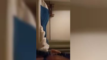 约了一个丰满按摩女最后乳交射出