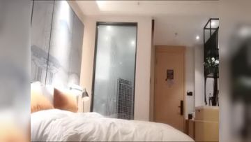 肉肉可爱00后漂亮小妹妹，性欲强阴毛超浓口活好享受，高清源码录制