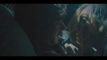 妈妈Toni Collette操了她的继子遗传奶油派