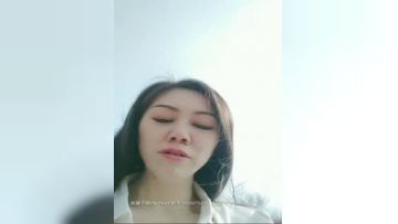 疫情当前高颜值户外女神『格格女老板』和炮友户外野战比较安全 白嫩美乳 站炮后入 没干爽车震再来一炮