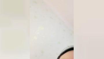 颜值不错丰满身材大奶【蜜桃的蜜】卫生间马桶上假屌骑乘，粉嫩嫩嫩抽插特写很是诱惑喜欢不要错过