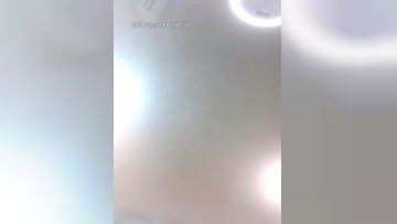 高颜值白皙妹子【童颜巨乳】一字马揉搓大奶，大黑牛震动肥逼近距离特写，很是诱惑喜欢不要错过