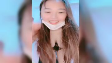 大眼萌妹子，露脸巨乳白皙奶道具插穴，白虎干净粉嫩特写诱人第02集