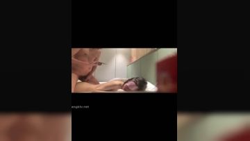 《最新流出⚡约炮大神》对白淫荡~痞气小伙露脸爆肏2位叫床声很有特点的反差骚婊~第一个极品一线天馒头逼第二个身材奶子极品2第02集