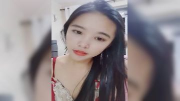 广东小李沁，极品明星脸，清纯初恋脸，全裸自慰，蝴蝶逼粉嫩撸管佳作