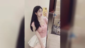 15万粉丝人气小萝莉约粉丝车震，【北北Baby】深夜户外，粉嫩少女胴体直接车内无套插入，紧张刺激