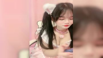 双马尾卡哇伊小萝莉！撩下衣服假屌骑坐 22