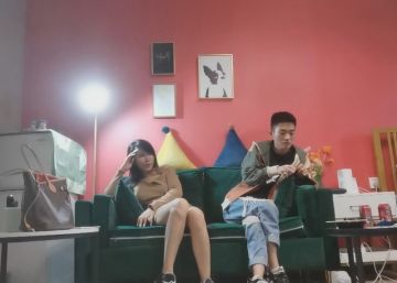 漂亮小少妇，苗条温柔口活技术好，小穴水多又紧激情啪啪