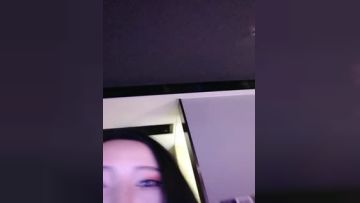 土豪的炮架子精喷，露脸模特匀称身材火辣热舞，撅起屁股露出一线天鲍鱼第03集