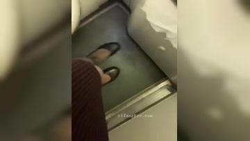 贵宾席专属福利【空姐制服篇】~各种白富美空姐生活中温柔贤惠私下包养约炮极度反差(46)