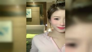 核弹！成都小嫩模！【你的KK】扭动极品小蛮腰！_1 (1)