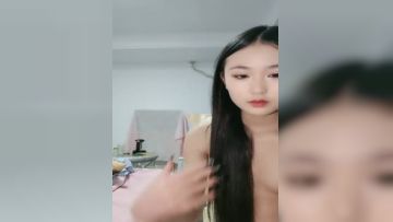 清纯可爱的新人美女主播，害羞直播大秀道具自慰私处，木耳很粉，跳弹塞进去刺激第03集