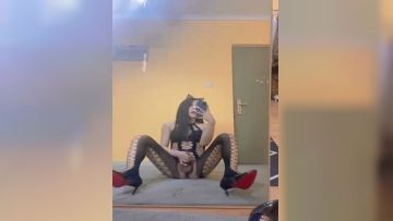 前方高能预警！一字马舞蹈学院颜值天花板百万粉丝顶流人造外围CDTS【小乔】露脸私拍有钱人的性宠物(12)