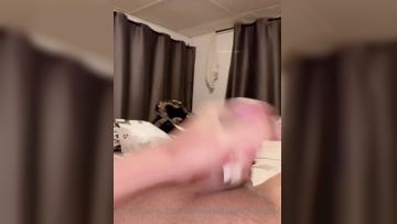 《重磅核弹✅稀缺资源》前方高能预警！极品巨乳巨臀T界天花板顶流人造尤物网红yoshi露脸大尺度私拍~全身都是科技与狠活(3)