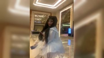 【网曝门事件】最近火爆朋友圈600分女孩淫乱群P不雅视频流出 挑战更强极限 聊天记录15P 高清无水印完整版