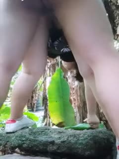 丰满骚情主播和炮友户外野战直播 大奶子大屁股肥屄被干的很爽