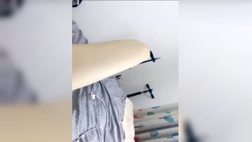 主播京城关晓彤,有露脸自慰特写粉穴,和男友口交啪啪操逼做爱