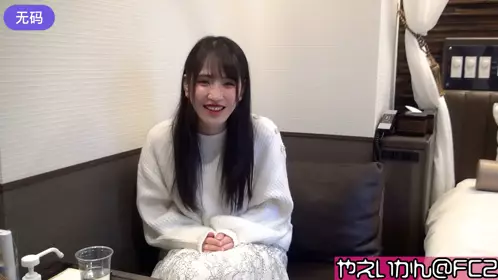 FC2-2677410 07【东京都○马区】Twi○○erに栖息する20代里垢女子ひまりちゃんを说き伏せ何とかハ