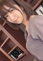 【初撮り】【美淑女の潮吹き】【高身长×美脚】大人の色気を醸し出す清楚な雰囲気のウェディングプランナーが登场。高身长スレンダーボディを弄ばれると色気はさらに増していき、潮まで吹き出して几度も.. ネットでAV応募→AV体験撮影 1710 siro-4698