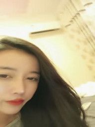 极品气质美女一库一库，假阳具道具自慰，表情很骚，看来是很爽