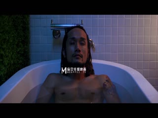 麻豆传媒「电影AV」系列MDL-06新作《寄生下流》流浪汉轮操极品白虎姐妹花