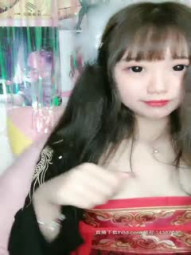 橙橙小萝莉非常嫩逼逼无毛萌妹自慰诱惑，萝莉裙白丝按摩器假吊抽插骑坐-A