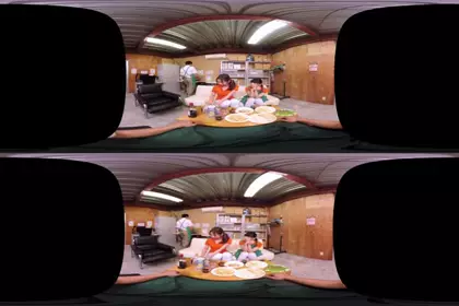 R2超长尺VR 「バイト终わりのプチ送别会で野球拳！ ...