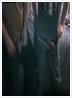 男性手淫免费视频奇怪和疯狂可爱的年轻同性恋爱