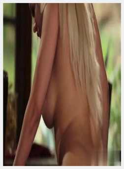 女同性恋喷射 4some 与大胸部惊人的辣妹