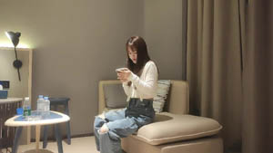 气质很好高端外围美腿小姐姐拉手后入操的急促喘息