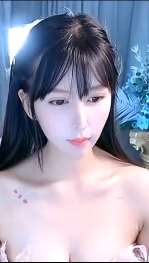 CC主播 极品性感嫩妹 大锤妹妹 直播骚舞诱惑 20211102