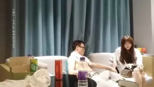 丘哥探花_四月九号嫩穴啪啪