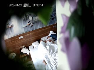 把高二学妹调教成小母狗，作业一做完就念念不忘发来视频，揉奶漏穴，一线天鲍鱼 美爆！