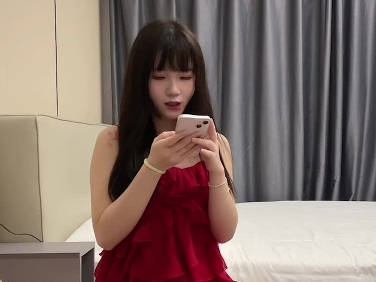 草霉视频原创.约操温柔软糯小萌妹